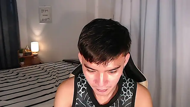 asian_dai Adlı Modelin Canlı XXX Sohbeti