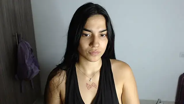 zendayasexxx Adlı Modelin Canlı XXX Sohbeti