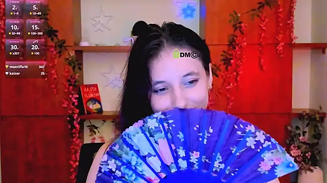 XXX chat uživo modela nami_glow