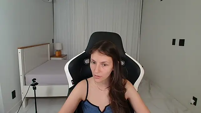 upssnowy Chat XXX in diretta