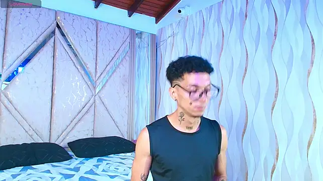 XXX chat uživo modela Merlin_2026