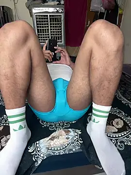 indian_Hunk's Webcam Show