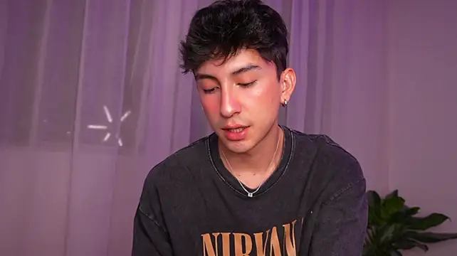 Czat XXX na żywo – sweettaaron01