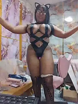 Czat XXX na żywo – zafiro_ebano
