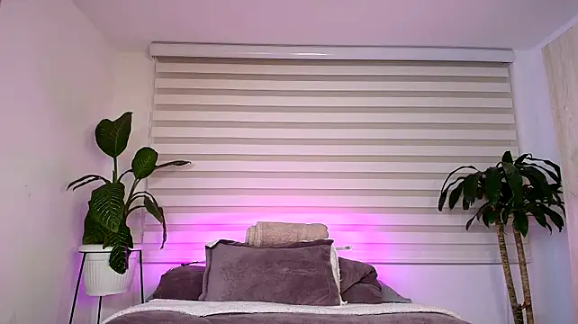 Sky_Intimate Webcam Show