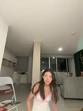 Živý XXX chat ZaraLuuv