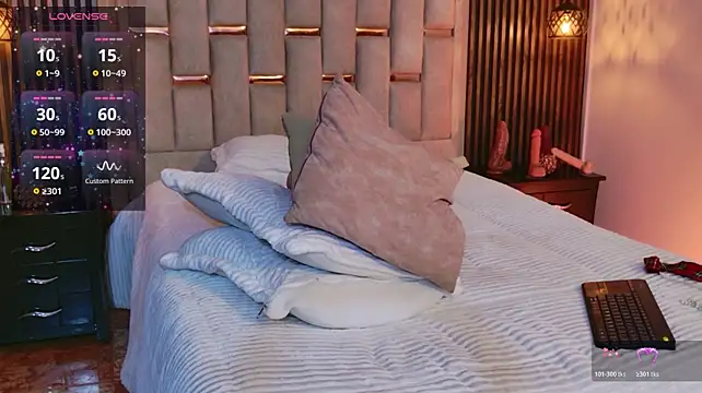 XXX chat uživo modela Nathan_Smith_