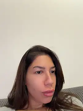 Chatroom XXX en direct de Alexbrune