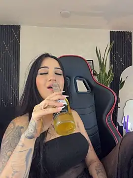 EmmyEvans1 라이브 XXX 채팅