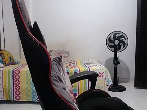 Adriana_0312 লাইভ XXX চ্যাট