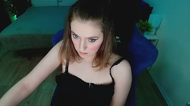 XXX chat uživo modela CranberryHot