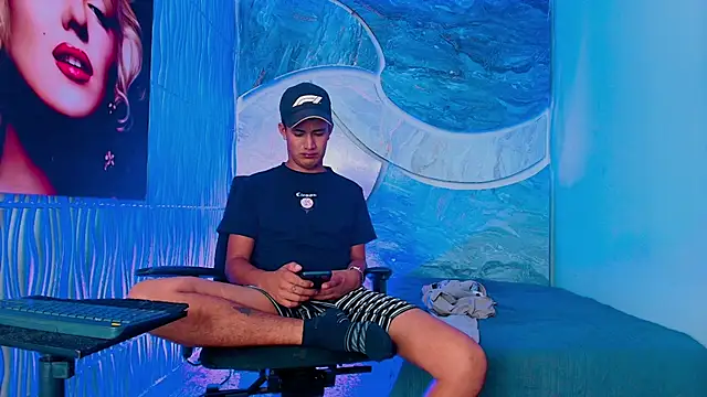 NIO_KLOUDS_ 网络视讯表演