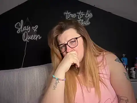 دردشة curvy_rosie69 الجنسية المباشرة