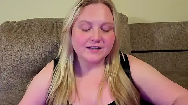 PhatAssBlond Live XXX-chat