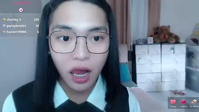 zhaviahale21's Live XXX Chat