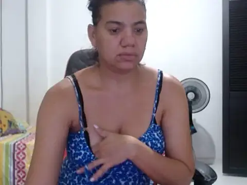 Chat XXX en directo de Adriana_0312