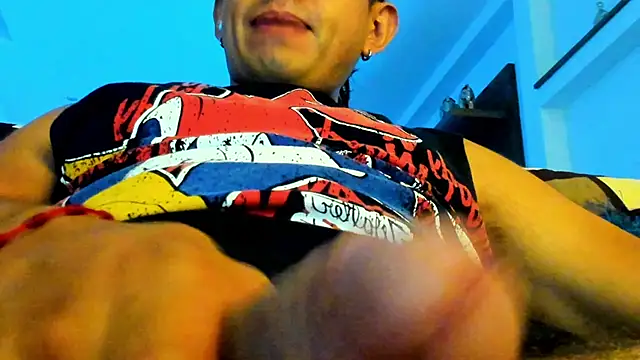 Show modela katcum02 na web-kameri