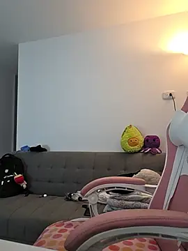 XXX chat uživo modela azumiichan