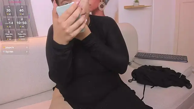 lili_starxoxo Adlı Modelin Canlı XXX Sohbeti
