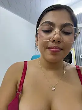 Chat XXX Live babysaritaa