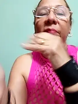 Show de EliteCoupleMM na webcam