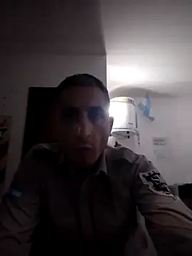 Alejandro83bsf: απευθείας συνομιλία ΧΧΧ