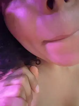 Electric_bae live XXX chat
