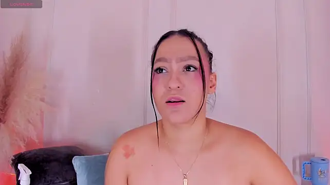 babepolly Adlı Modelin Canlı XXX Sohbeti