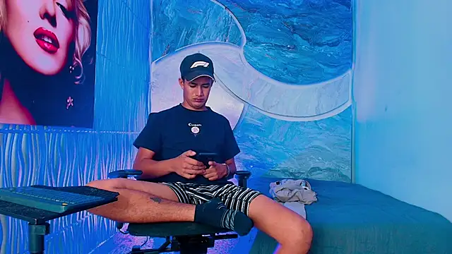Živý XXX chat NIO_KLOUDS_
