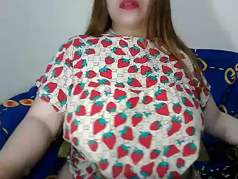 Bigtits_Joy's Live XXX Chat