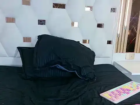 دردشة Sarai_Honeey الجنسية المباشرة
