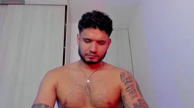 AUSTINN_TORRESのウェブカメラショー