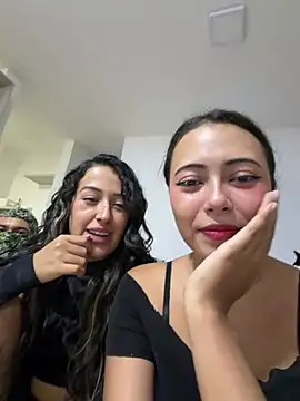 Chat XXX en directo de seraphine23