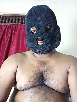 Hiptonos Adlı Modelin Canlı XXX Sohbeti