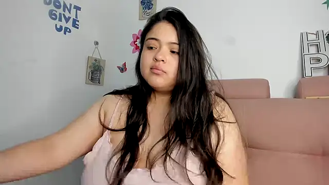 Chat +18 de lizzie_c ao vivo