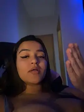 Manu_2002_'s Live XXX Chat