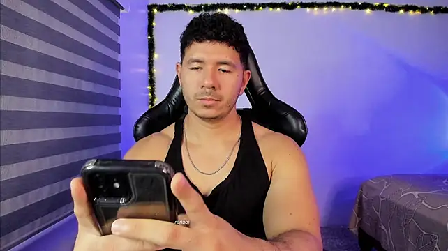 ransoj Chat XXX in diretta