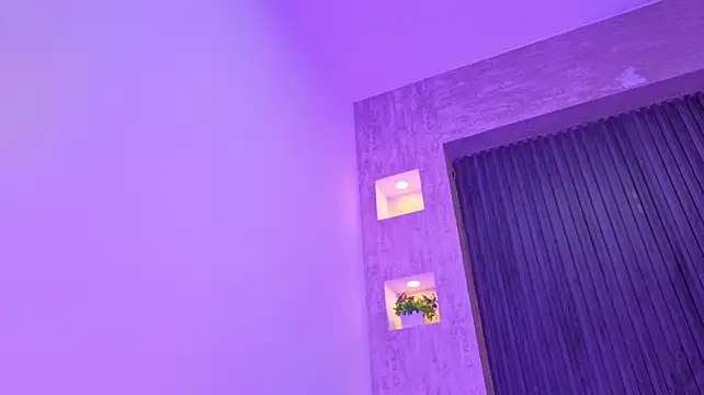MeganNightt – webcam-show