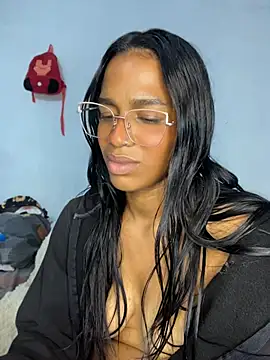 FlorSalvaje_'s Live XXX Chat