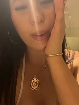 Maddye_ferrer 即時 XXX 聊天