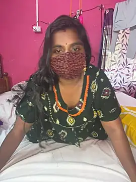 YourTeluguQueen143 Webcam-Show