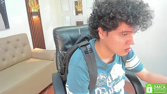 Show modela ethan_cortes na web-kameri