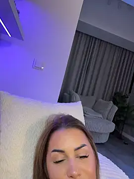 Chat XXX ao vivo de KirstieVegas