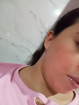 دردشة Beerrry الجنسية المباشرة