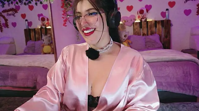 Chat +18 de AzaharJaan ao vivo