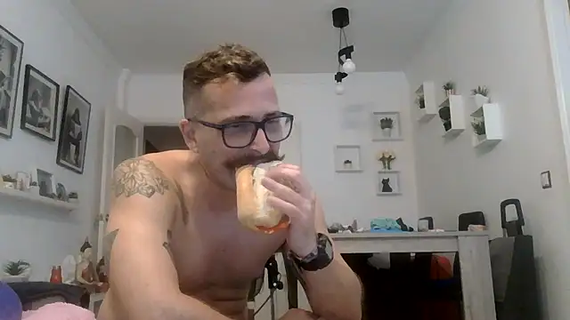 Pokazy przed kamerką – yanick931