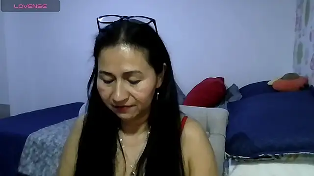 Tyna_b Live XXX-chat
