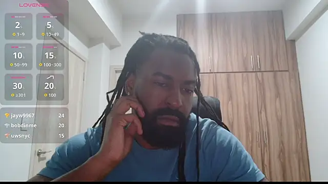 blackmuscless live XXX chat