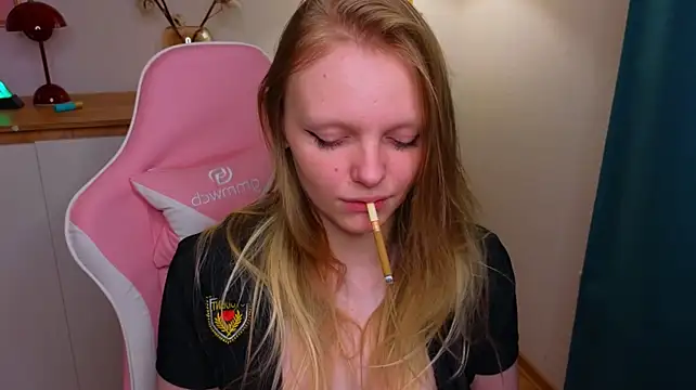 evangel1ne – Live XXX-chat