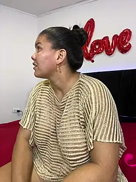 Helena-Paola Chat XXX in diretta